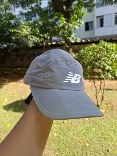 Boné raridade new balance nb com bolso lateral