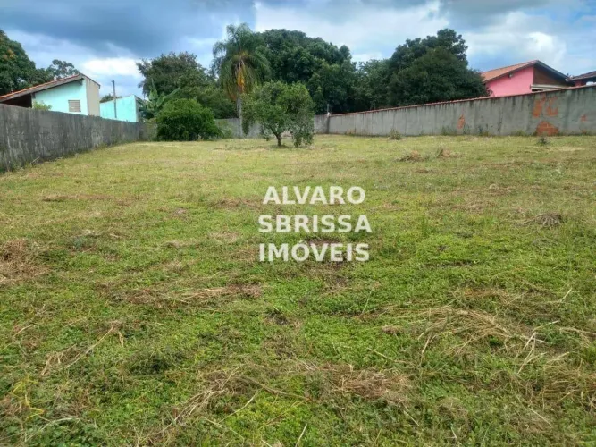 Terreno plano com 1000 m2 - Condomínio Santa Inês em Itu SP.