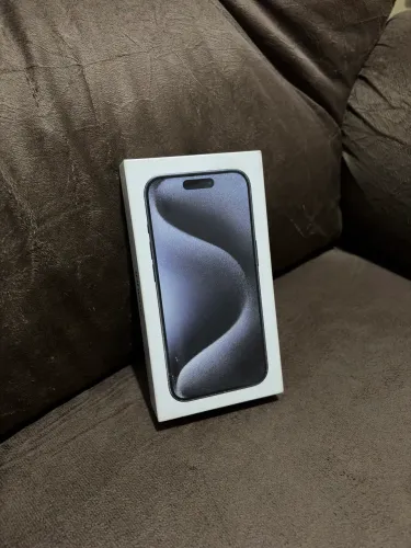 iPhone 15 Pro 256GB Titanium Azul Usado