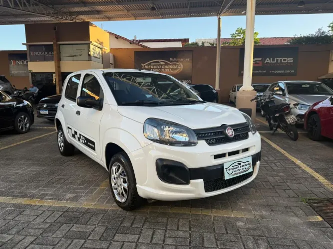 Fiat Uno Attractive 1.0 EVO Fire Flex 8V 5P 2021