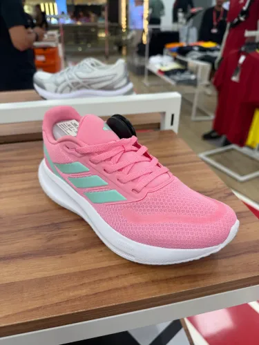 Vendo tênis adidas