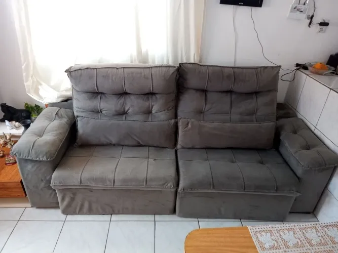 Sofá Retrátil Grande