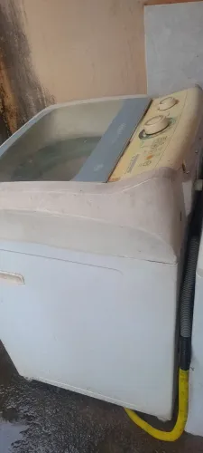 Máquina de lavar roupas