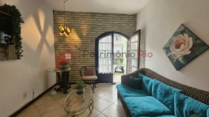 Apartamento 2 quartos - varanda - dependência completa e vaga de garagem - Aceitando Finan