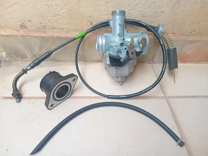 VENDO CARBURADOR DA 150 2008