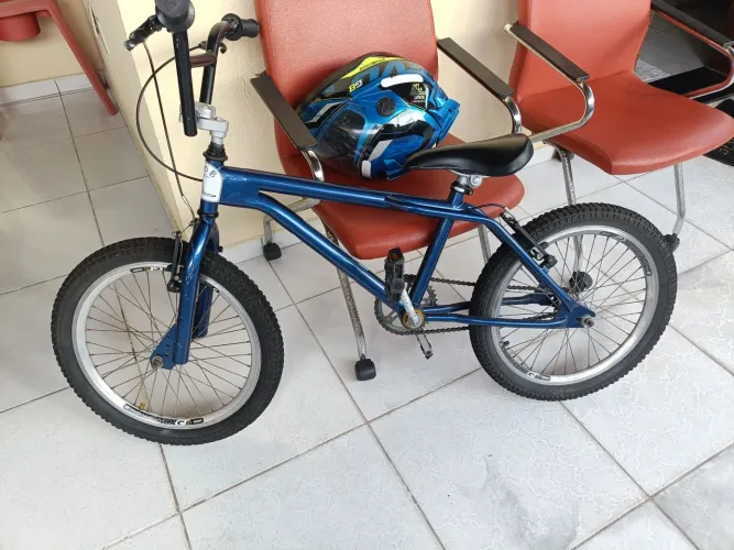 Bicicleta Cross aro 20 quadro ferro JNA