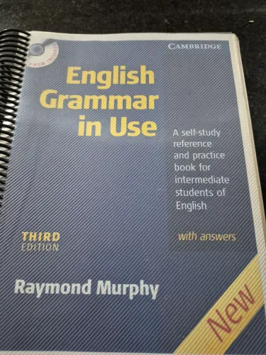 Livro para aprender ingles - english grammar in use