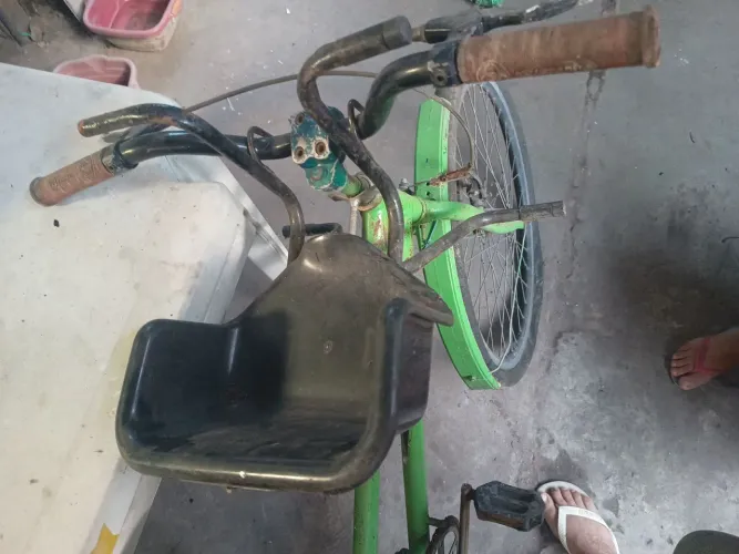 VENDO BIKE JA COM CADEIRINHA