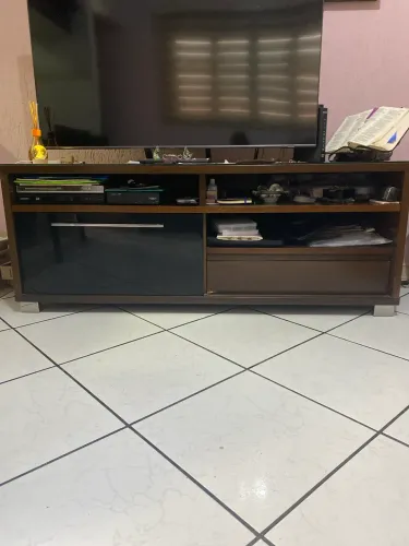 Rack Madeira com vidro - só retirada