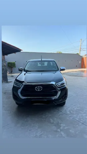 Toyota Hilux CD SRV 4X4 2.8 TDI Diesel Aut. 2021