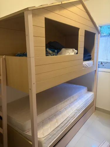 Beliche Casinha Premium Infantil 3 Camas Madeira Alto Padrão