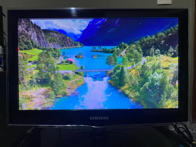 Tv/Monitor Samsung 