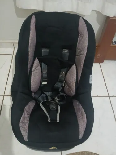 Cadeira de bebê  para carro
