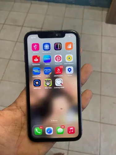 iPhone 11 em ótimo estado