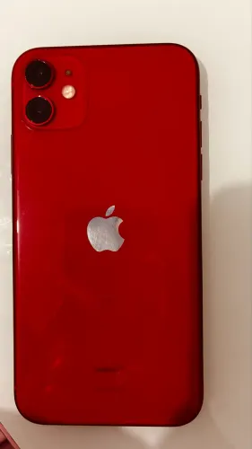 iPhone 11 red