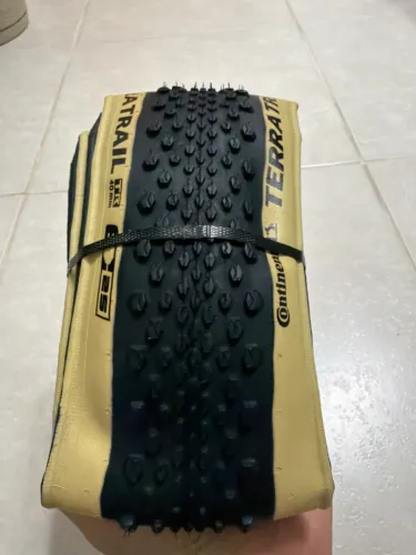 Pneu (gravel) Continental Terra Trail 700x40 tubeless