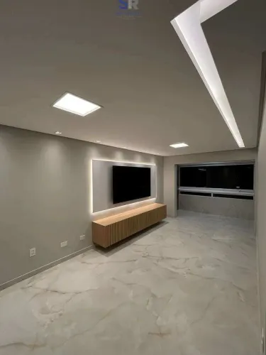 Apartamento à venda em Boa Viagem 82m² | Reformado | Andar Alto | Nascente
