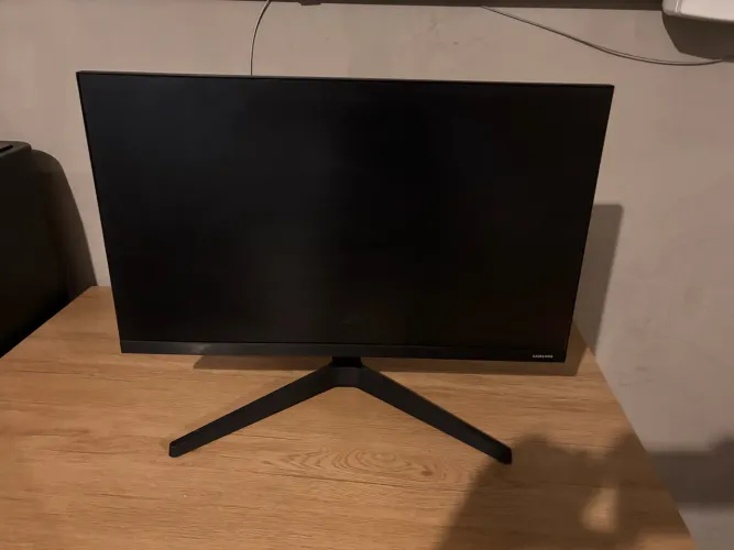 Monitor Samsung T350 24" Full HD IPS 75Hz - HDMI e VGA - Pouco Uso