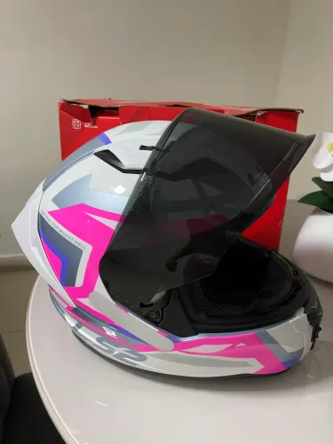Vendo capacete novo