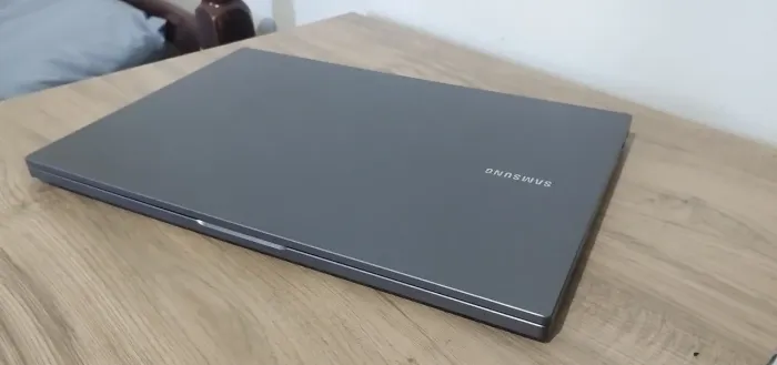 Notebook Samsung Book para trabalho ou estudo