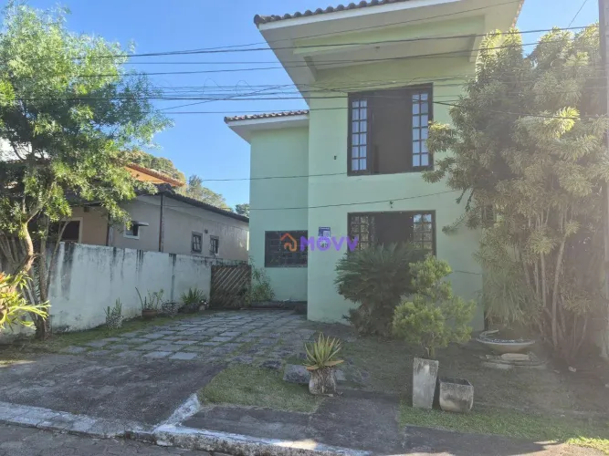 Casa com 3 dormitórios para alugar, 157 m² por R$ 4.162,38/mês - Várzea das Moças - Niteró