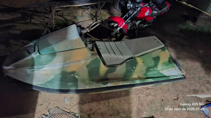 Vendo casco de jet sky pra projeto, nao é documentado 