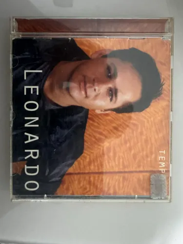 CD Leandro e Leonardo Tempo