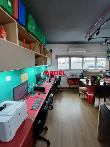 SALA COMERCIAL JARDIM AQUARIUS - VENDA COM MOBÍLIA