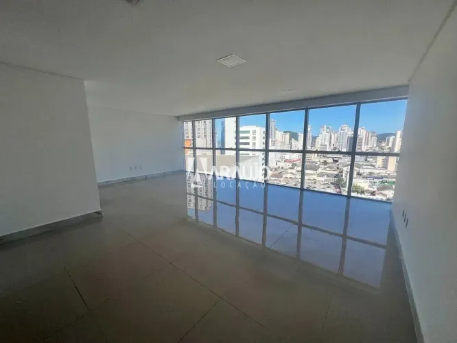 Sala para Locação 1 Vaga, 76.95M², Centro, Itajaí - SC | Edifício Lion Medical Center