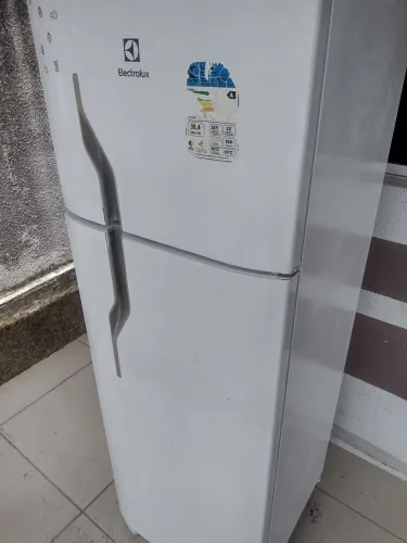 Geladeira (gelo seco)