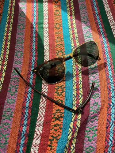 Ray-Ban Clubmaster p/ conserto (comprado no Japão)