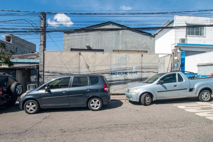 Galpão na Rua Doutor Nestor Sampaio Penteado, 167 600 m²