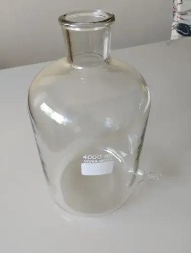 Frasco Mariotte Vidrolabor 4000ml com uma pequena avaria - Leia a Descrição Por Favor