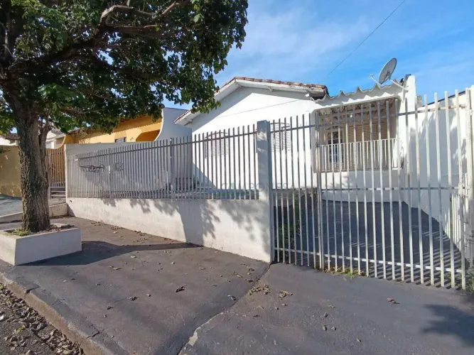 Casa com 2 dormitórios, 100 m² - venda por R$ 220.000,00 ou aluguel por R$ 1.350,00/mês -