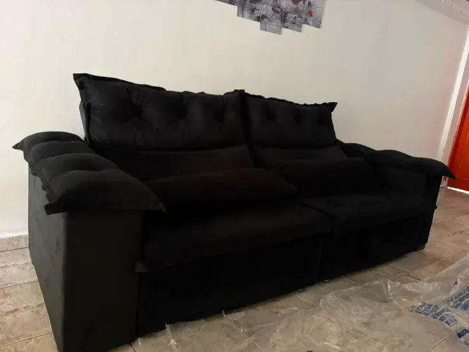 ? ? Sofá Retrátil e Reclinável Preto - Estado de Novo!