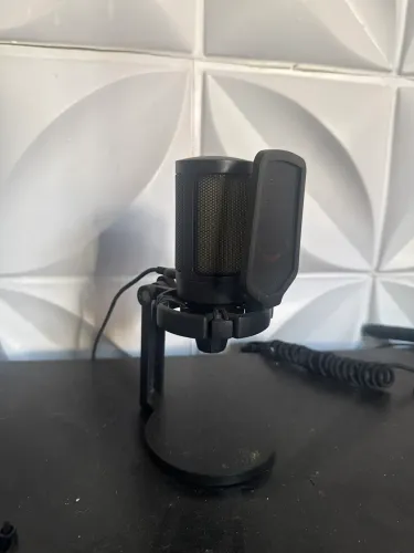 Microfone de mesa Fifine
