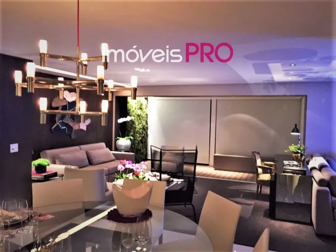 162m² com 4 dormitórios e 4 vagas na Vila Nova Conceição.