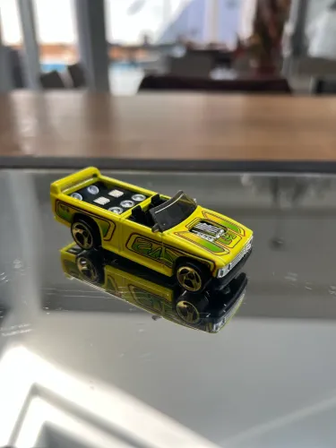 Hot Wheels Antigo Lown Cool