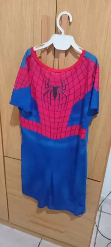 Fantasia homem aranha 
