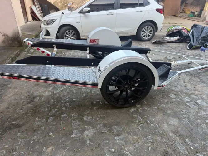 Carroça de jet ski premium nas rodas 20