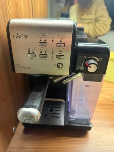 Cafeteira profissional Oster