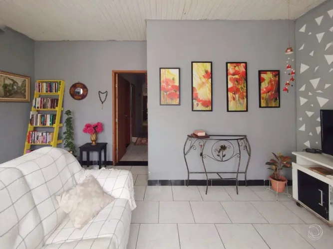 Casa de 113m² com 3 quartos no bairro Balneário