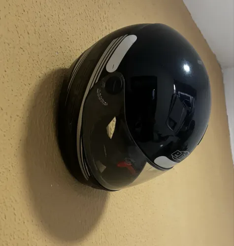 Vendo capacete de moto