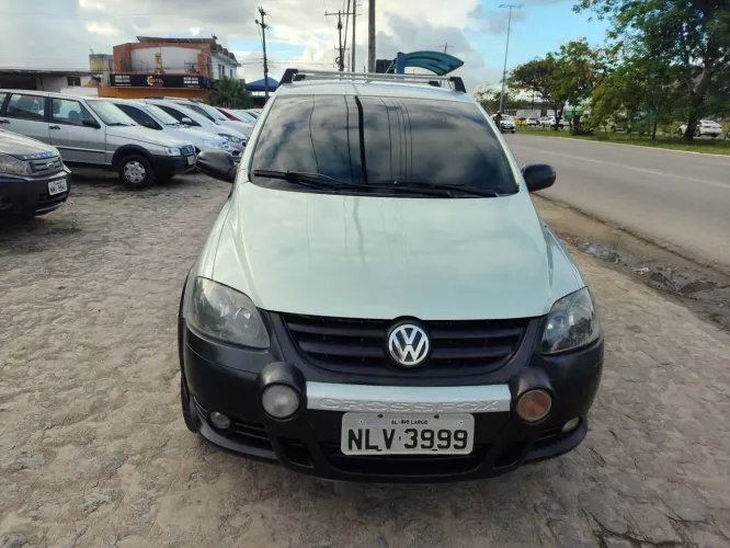 Volkswagen Crossfox 1.6 MI Total Flex 8V 5P 2009