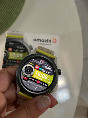 Amazfit Cheetah GPS AMOLED - Seminovo + Caixa e Carregador