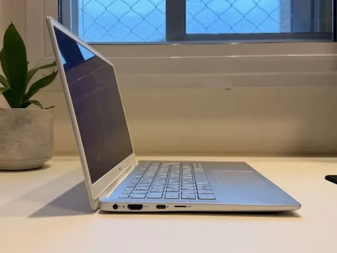 Notebook Dell Inspiron 7391 Ultra portátil - MENOS DE 1kg - Intel Core i7 512gb SSD e 8gb 