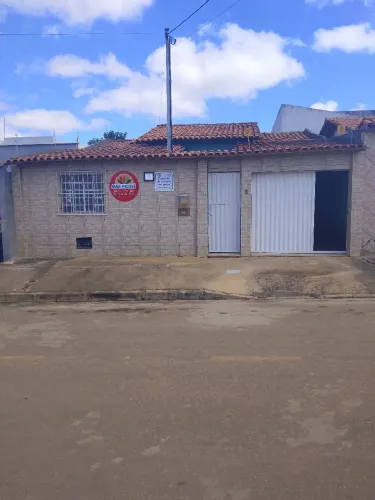 3 quartos 2 banheiros - Casa
