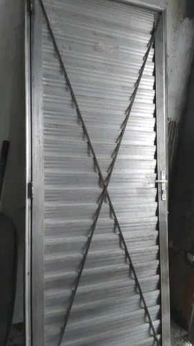 Porta de aluminio