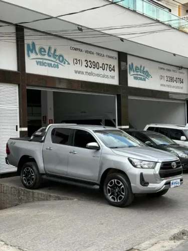 Toyota Hilux CD SRV 4X4 2.8 TDI Diesel Aut. 2021