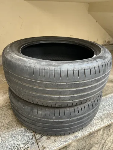 Par pneus Pirelli 215/50 R17